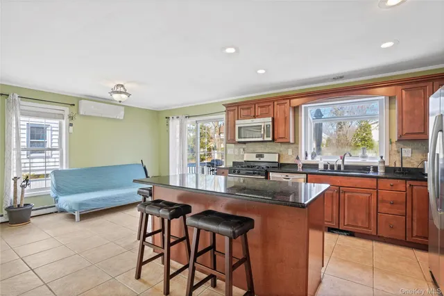 $5,200 | 102 Clinton Street, White Plains, NY 10603