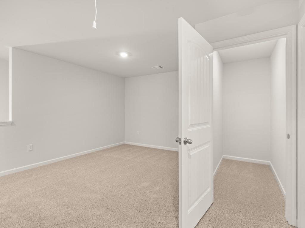 50 Rustin Ridge Dahlonega, GA 30533 - Photo 27 of 42 an empty room with a shower