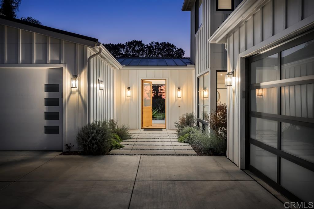 1116 Crest Drive Encinitas, CA 92024 - Photo 23 of 24