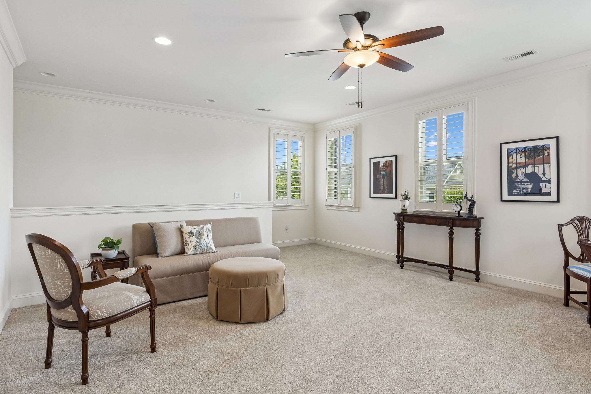 324 Fitzgerald Street Franklin, TN 37064 - Photo 18 of 28 a living room with furniture and a chandelier