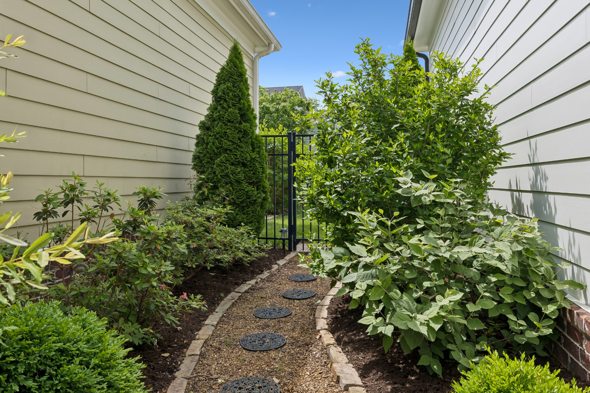 324 Fitzgerald Street Franklin, TN 37064 - Photo 26 of 28 a view of a backyard with plants