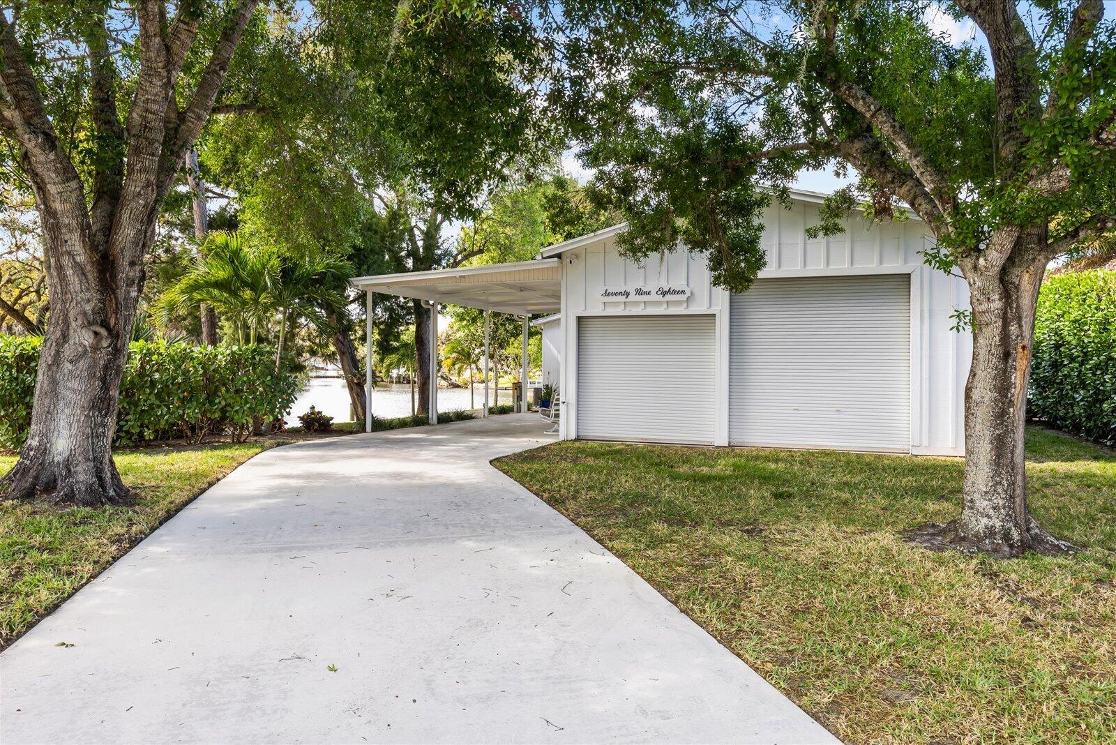 7918 Southeast Paradise Court Stuart, FL 34997 - Photo 18 of 29 02-par in-17