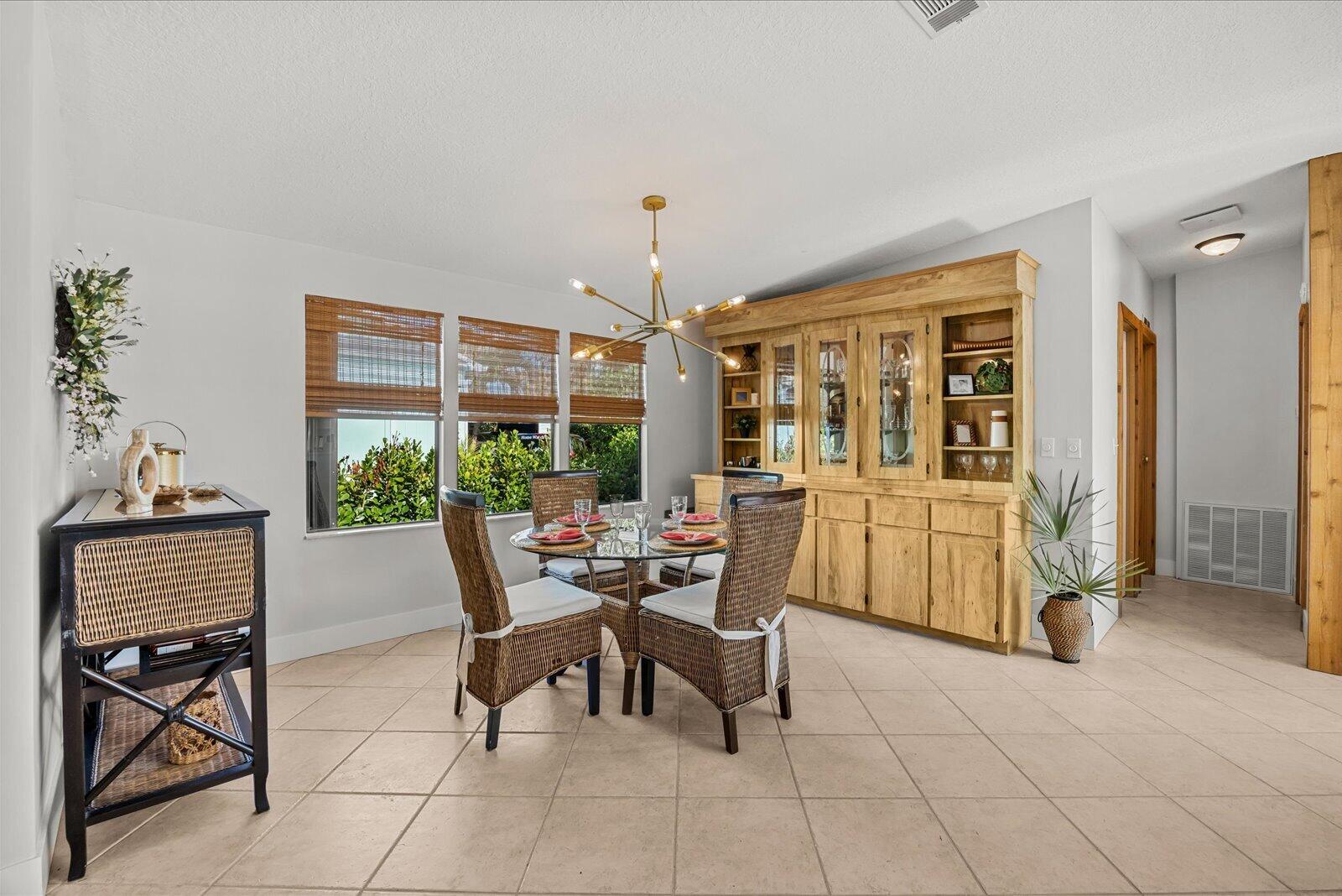 7918 Southeast Paradise Court Stuart, FL 34997 - Photo 23 of 29 12-par in-33