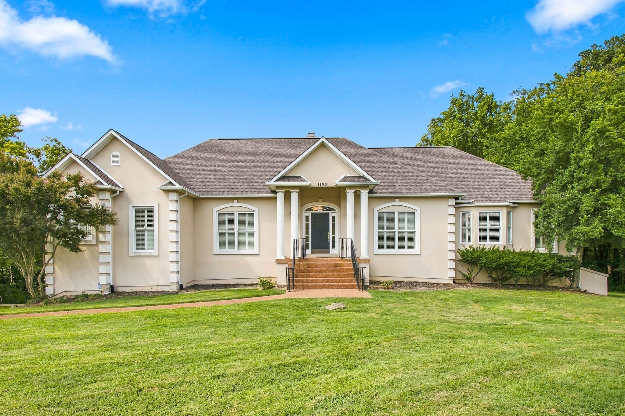 1108 Abbey Road Columbia, TN 38401 - Photo 10 of 63 Gallery Image 10
