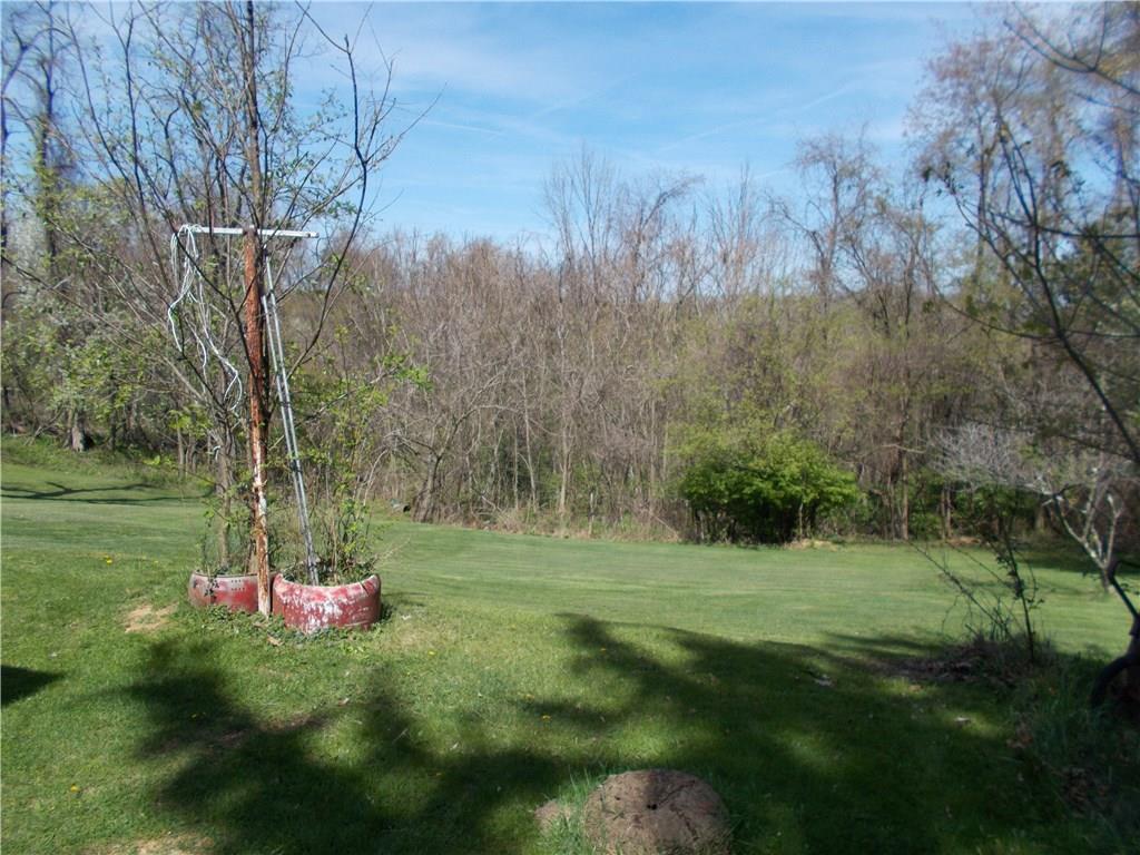 843 Peairs Road Elizabeth, PA 15037 - Photo 3 of 20 Gallery Image 3