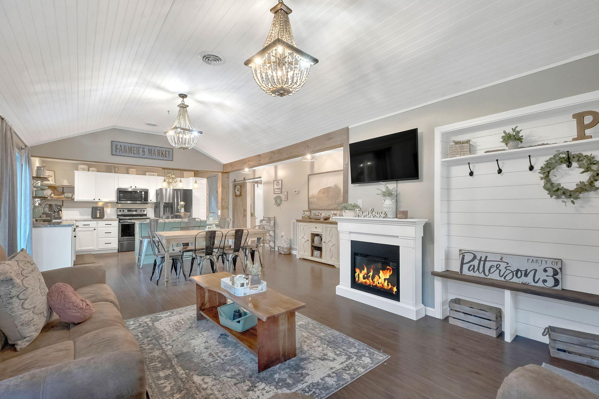 247 West Barton Ridge Road Greeneville, TN 37743 - Photo 8 of 38 14-web-or-mls-217A5539