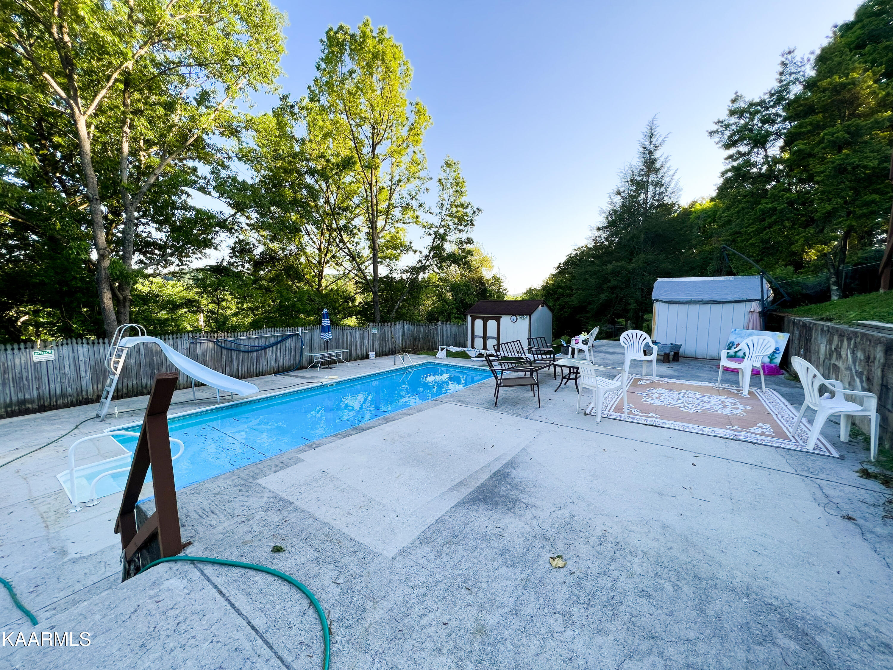 105 Middlebury Road Oak Ridge, TN 37830 - Photo 13 of 18 Pool