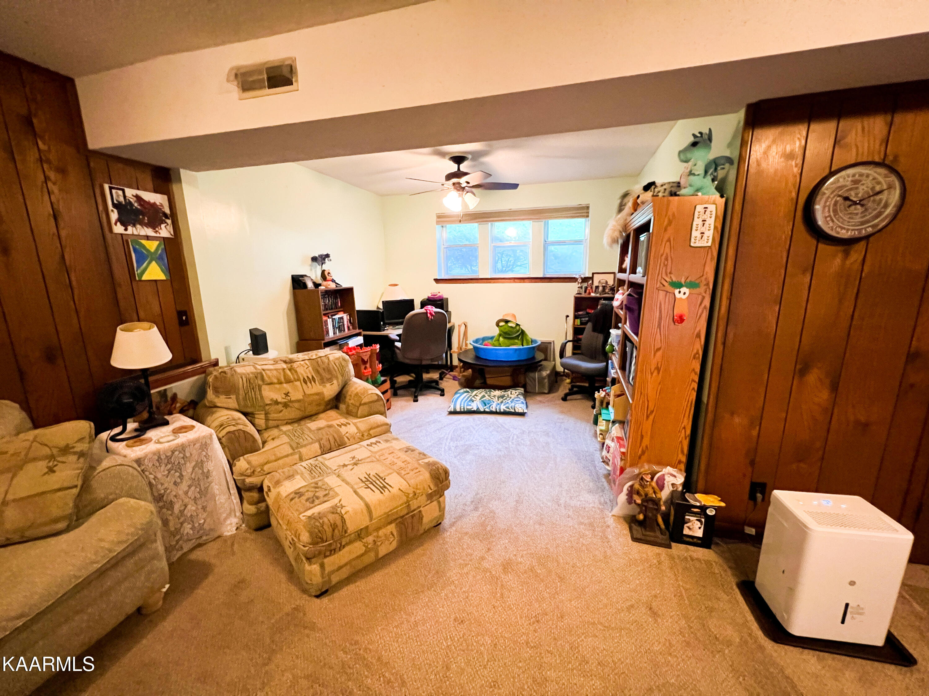 105 Middlebury Road Oak Ridge, TN 37830 - Photo 14 of 18 Downstairs Living