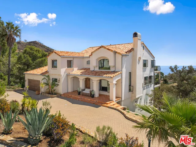 $2,850,000 | 24798 Brown Latigo Street, Malibu, CA 90265