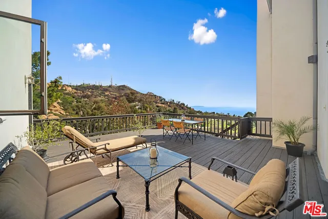 $2,850,000 | 24798 Brown Latigo Street, Malibu, CA 90265
