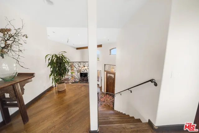 $2,850,000 | 24798 Brown Latigo Street, Malibu, CA 90265