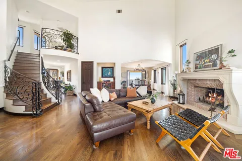 $2,850,000 | 24798 Brown Latigo Street, Malibu, CA 90265