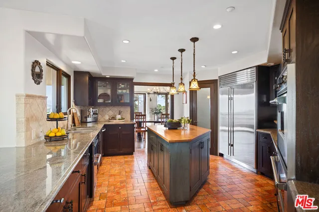 $2,850,000 | 24798 Brown Latigo Street, Malibu, CA 90265