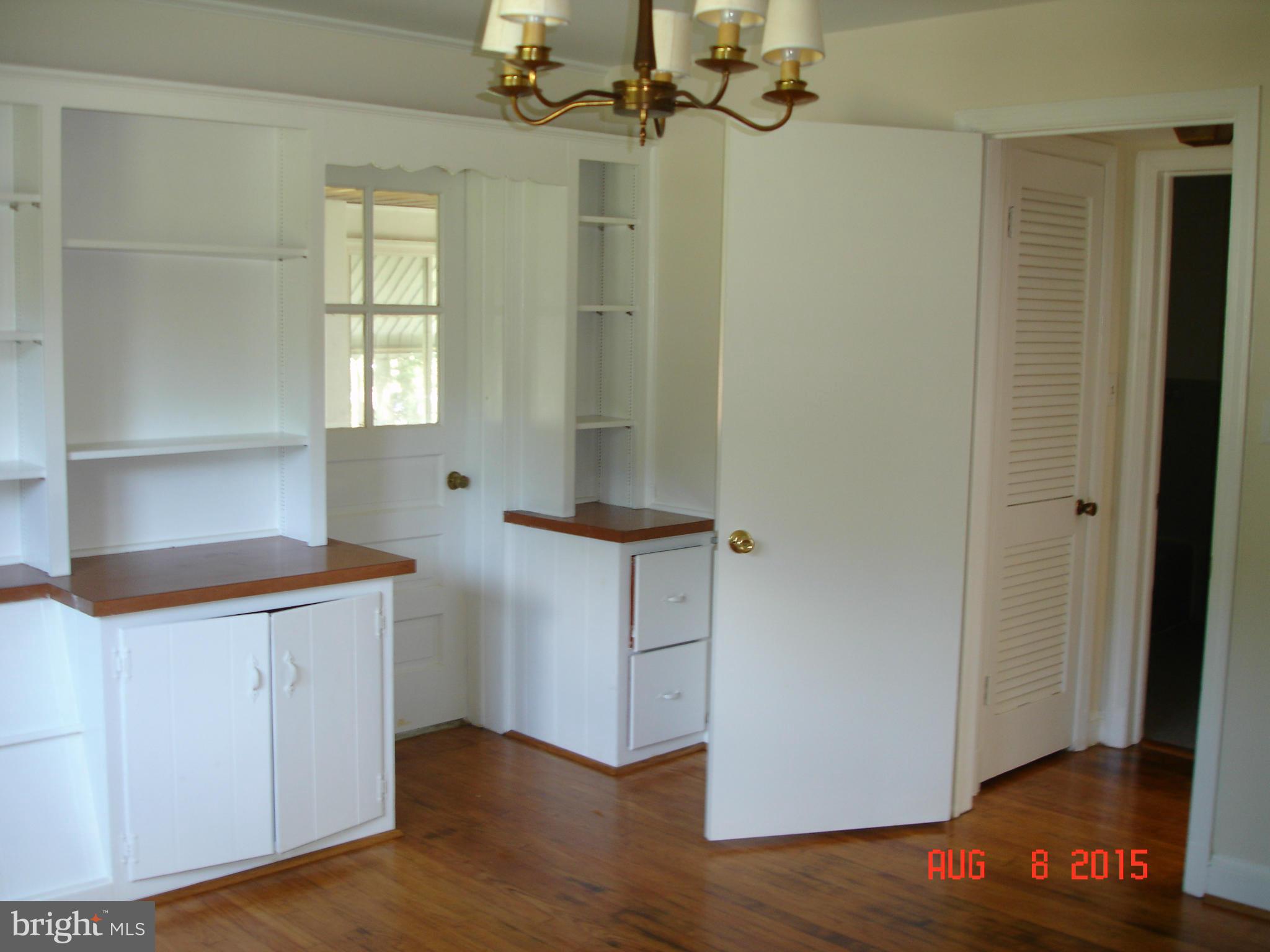 7112 Kempton Road Lanham, MD 20706 - Photo 8 of 17 Kitchen
