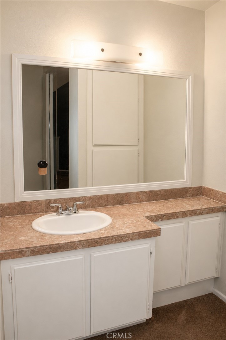 380 South Prospectors Road, Unit 91 Diamond Bar, CA 91765 - Photo 9 of 17 Bathroom Vanity