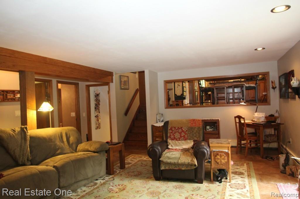 4344 Fenton Road Hartland, MI 48353 - Photo 13 of 53 IMG_7184.jpg