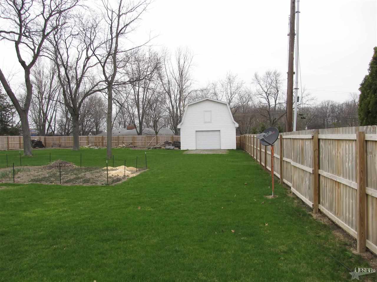 515 Stratton Road Fort Wayne, IN 46825 - Photo 4 of 27 Gallery Image 4