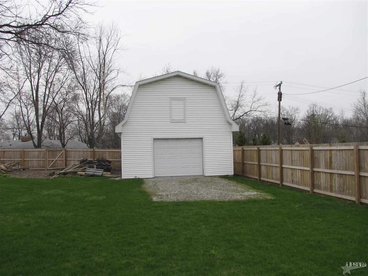 515 Stratton Road Fort Wayne, IN 46825 - Photo 5 of 27 Gallery Image 5