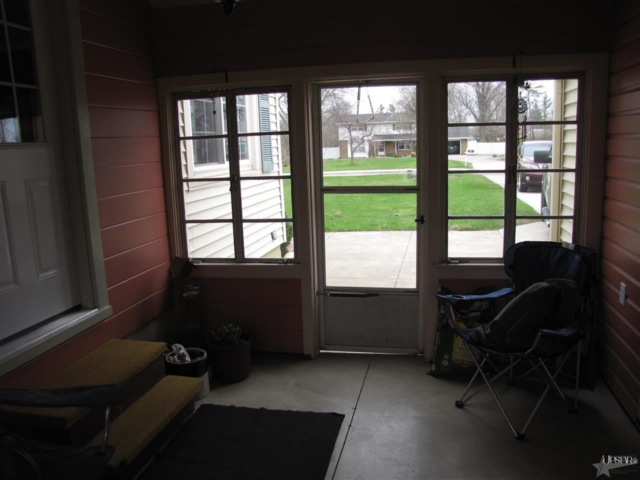 515 Stratton Road Fort Wayne, IN 46825 - Photo 9 of 27 Gallery Image 9