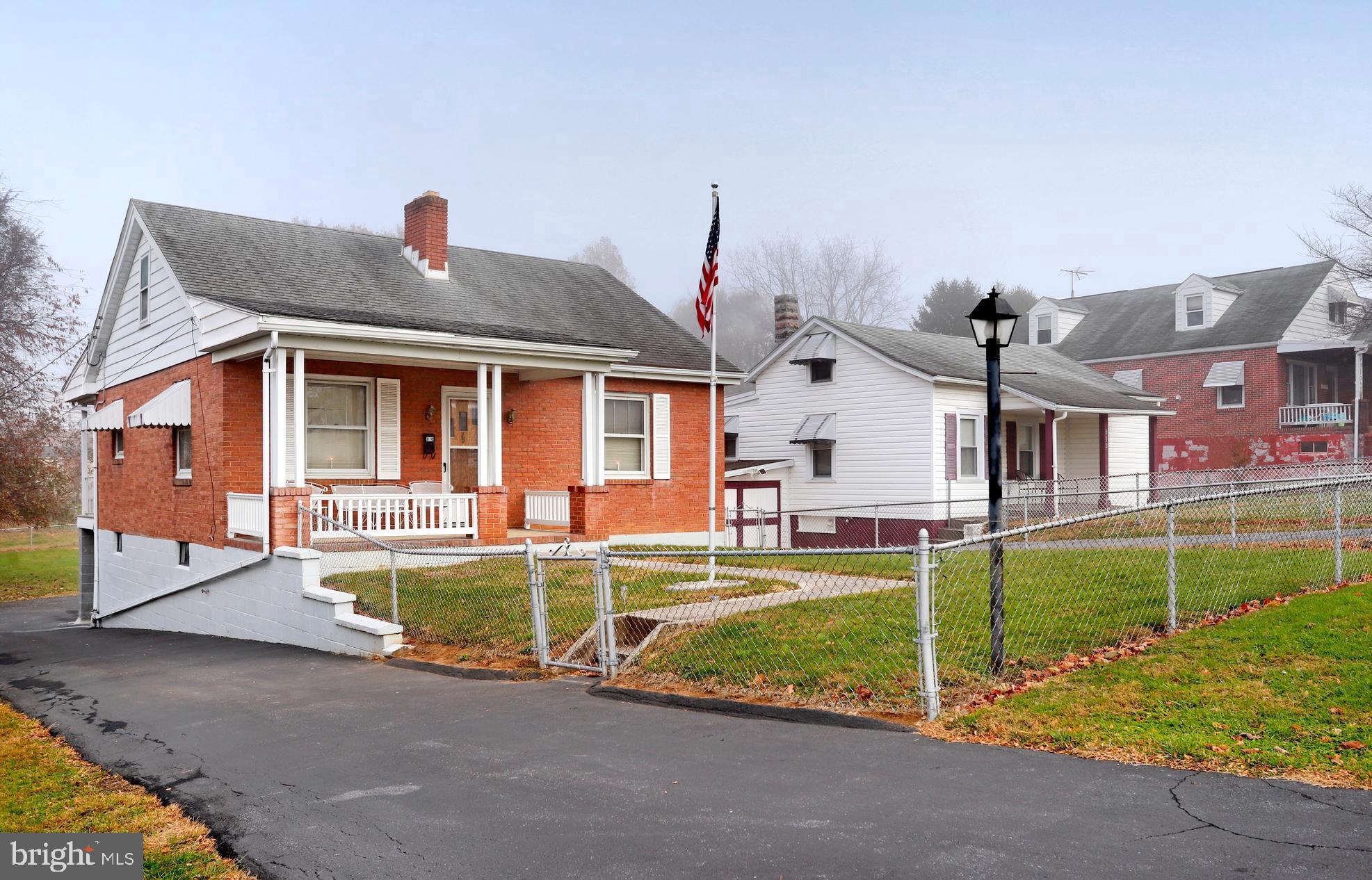 810 Park Road Hagerstown, MD 21740 - Photo 1 of 32 What a gem! All brick rancher w/ garage.