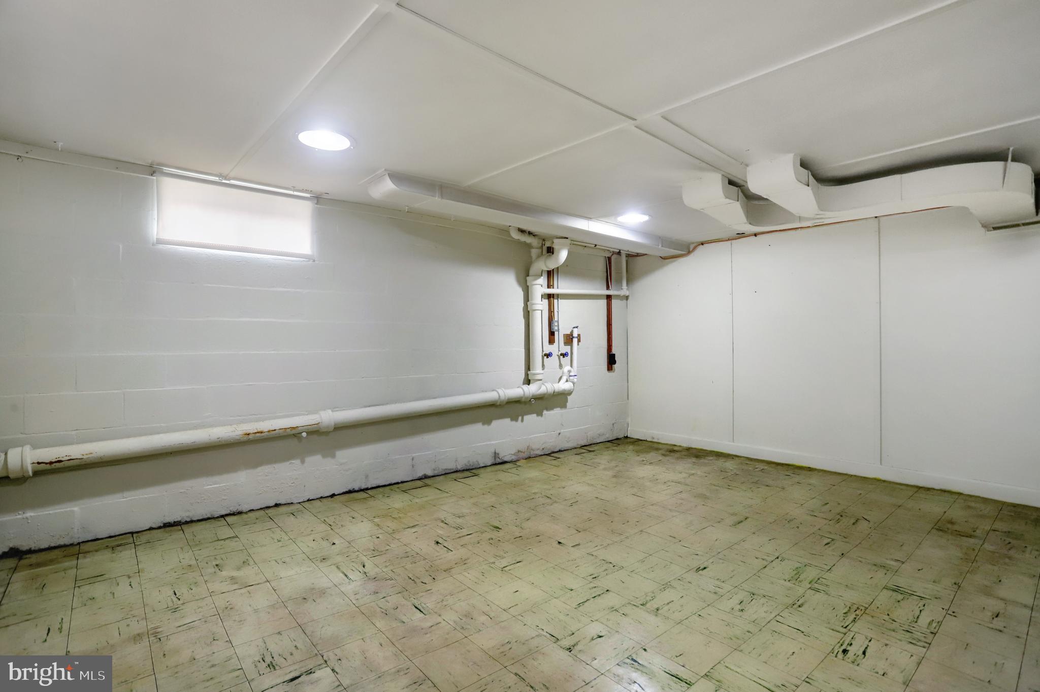 810 Park Road Hagerstown, MD 21740 - Photo 30 of 32 Basement