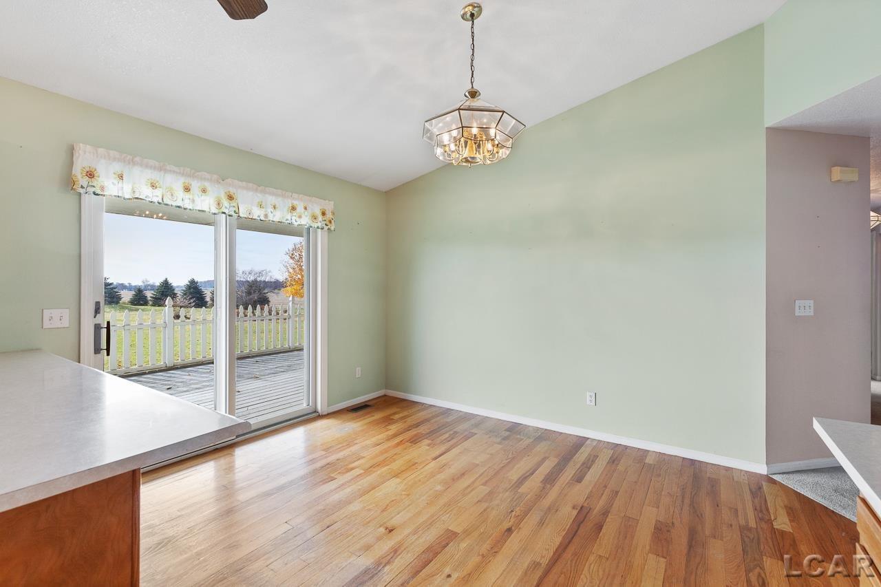 1213 Shumway Road Adrian, MI 49221 - Photo 9 of 39 50061035-8.JPG