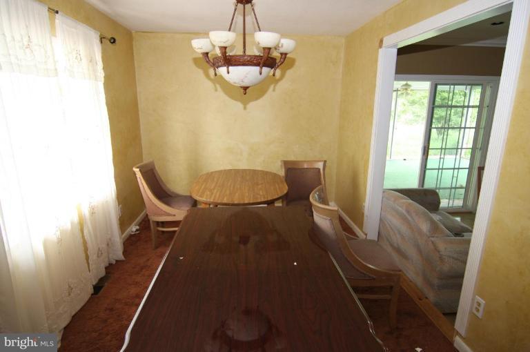 7819 Signal Hill Road Manassas, VA 20111 - Photo 4 of 22 Dining Room