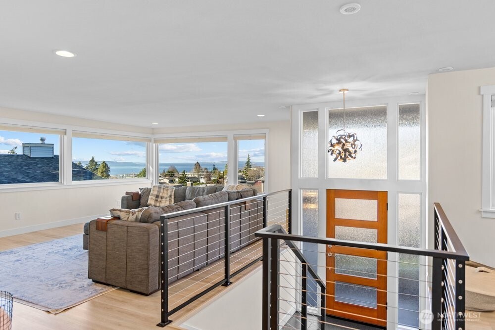 712 Alder Street Edmonds, WA 98020 - Photo 14 of 38