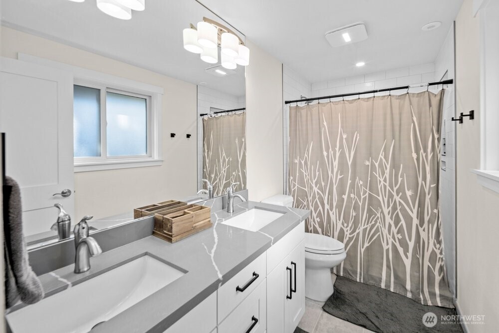 712 Alder Street Edmonds, WA 98020 - Photo 22 of 38