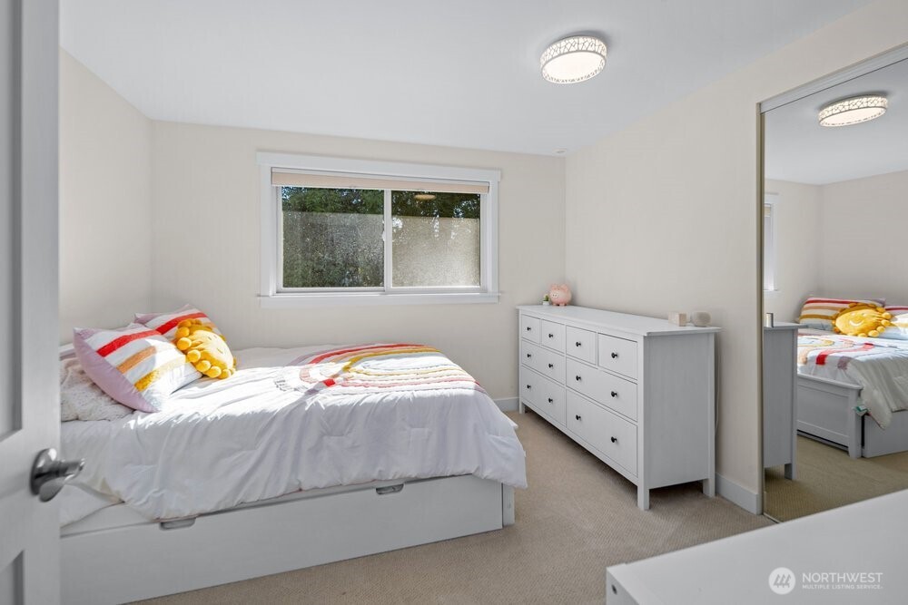 712 Alder Street Edmonds, WA 98020 - Photo 25 of 38