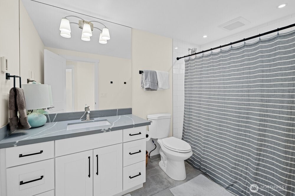 712 Alder Street Edmonds, WA 98020 - Photo 26 of 38