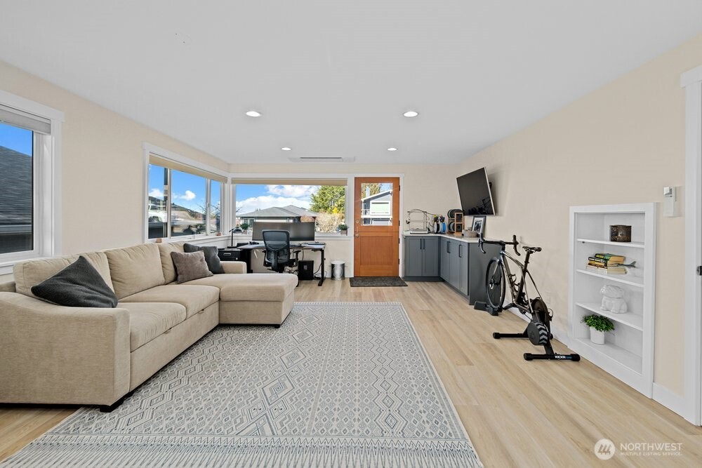 712 Alder Street Edmonds, WA 98020 - Photo 29 of 38