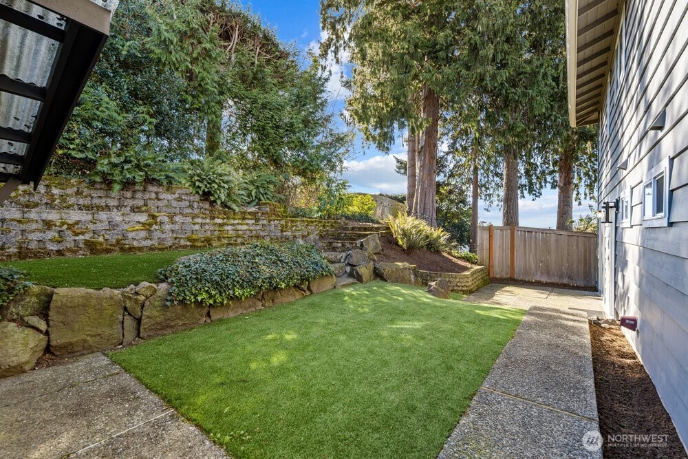 712 Alder Street Edmonds, WA 98020 - Photo 34 of 38