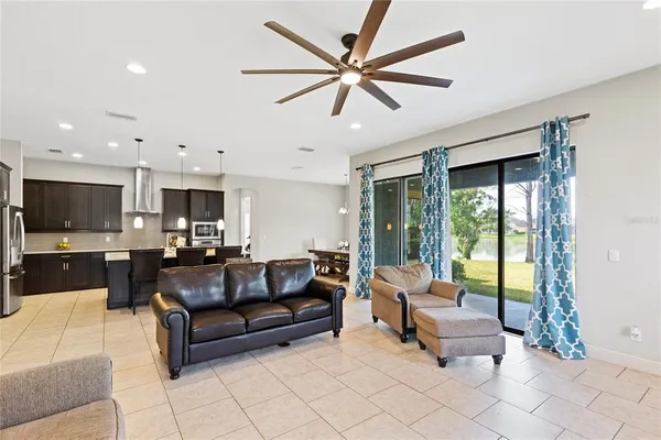 $855,000 | 31976 Watoga Loop, Wesley Chapel, FL 33543