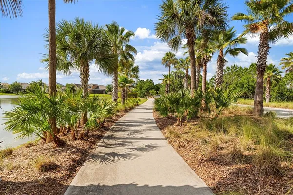 $855,000 | 31976 Watoga Loop, Wesley Chapel, FL 33543