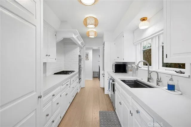 $27,500 | 1411 East Bay Avenue, Newport Beach, CA 92661