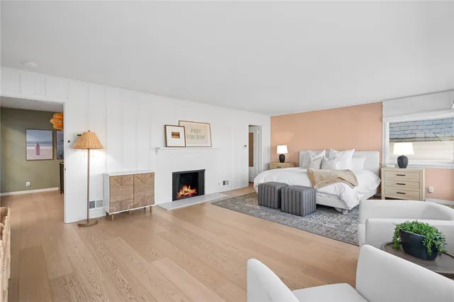 $27,500 | 1411 East Bay Avenue, Newport Beach, CA 92661