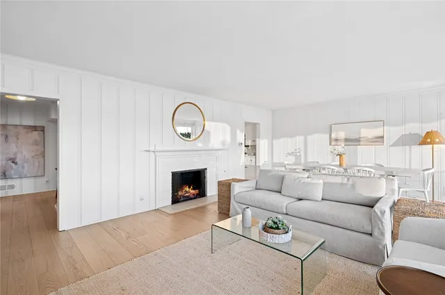 $27,500 | 1411 East Bay Avenue, Newport Beach, CA 92661