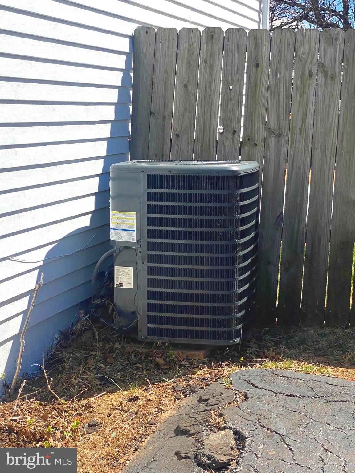 152 Stonegate Drive Frederick, MD 21702 - Photo 4 of 32