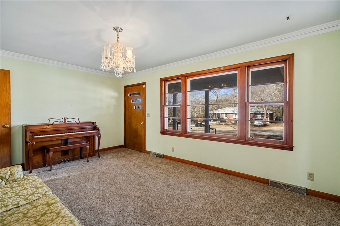 126 Lowe Street Belton, SC 29627 - Photo 12 of 37