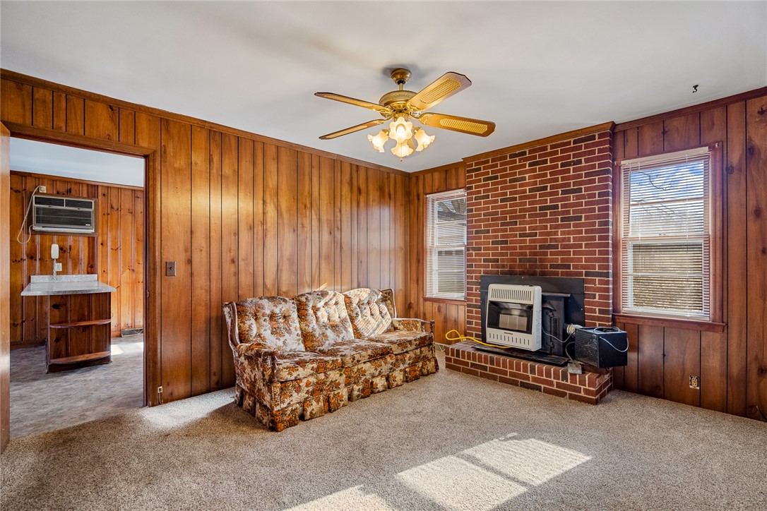 126 Lowe Street Belton, SC 29627 - Photo 13 of 37