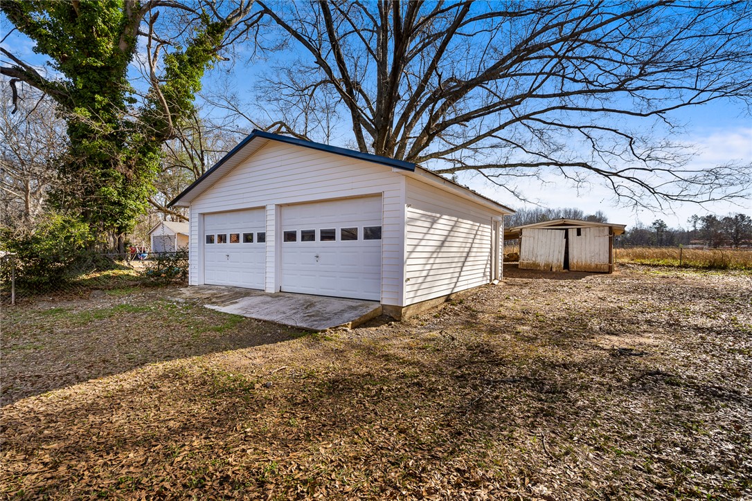 126 Lowe Street Belton, SC 29627 - Photo 36 of 37