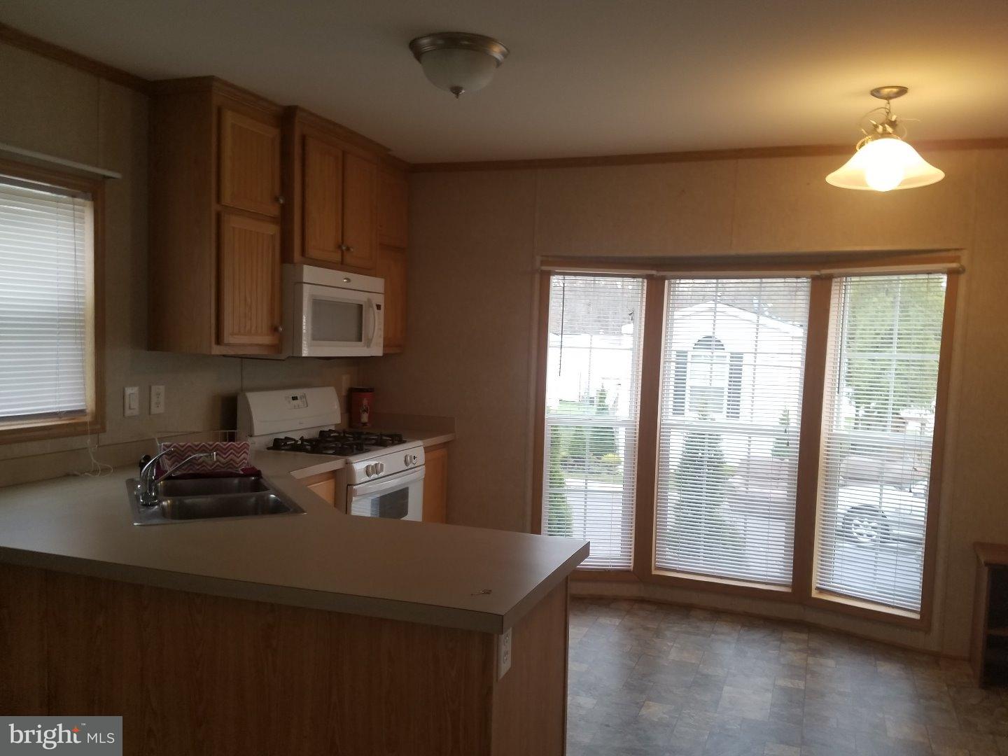 45 Mantua Grove Road, Unit B3 Paulsboro, NJ 08066 - Photo 2 of 5 Gallery Image 2