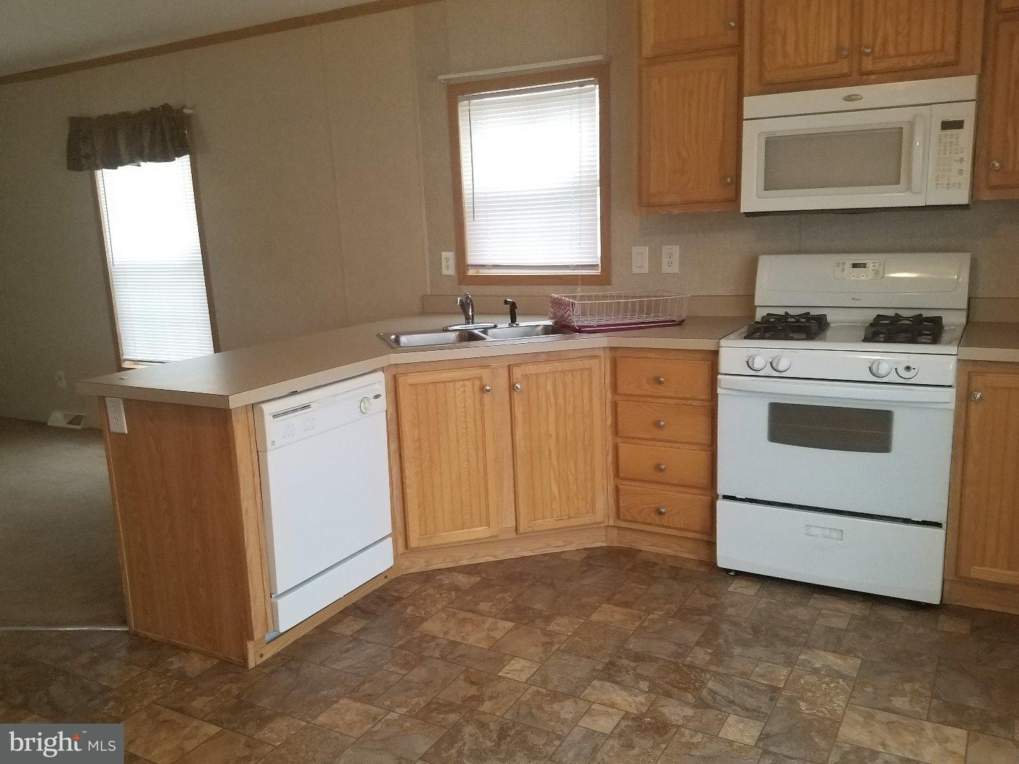 45 Mantua Grove Road, Unit B3 Paulsboro, NJ 08066 - Photo 3 of 5 Gallery Image 3