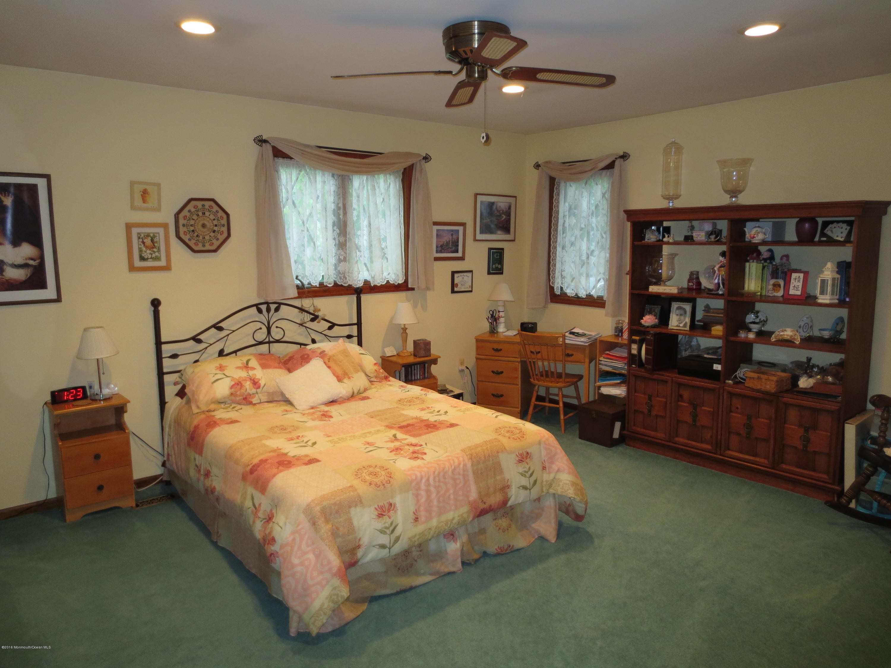 185 Richdale Road Colts Neck, NJ 07722 - Photo 8 of 23 IMG_0717