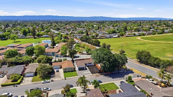 $1,088,000 | 321 Mccovey Lane, San Jose, CA 95127