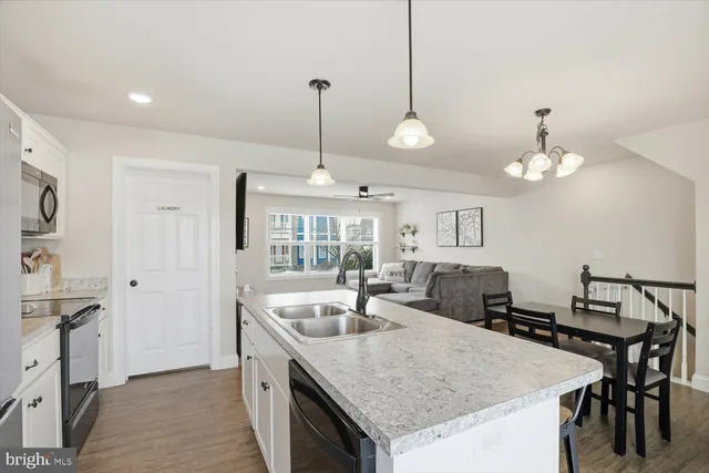 $345,000 | 20 Pacific Boulevard, Ephrata, PA 17522