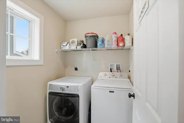 $345,000 | 20 Pacific Boulevard, Ephrata, PA 17522