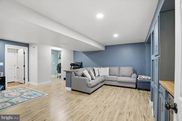 $345,000 | 20 Pacific Boulevard, Ephrata, PA 17522