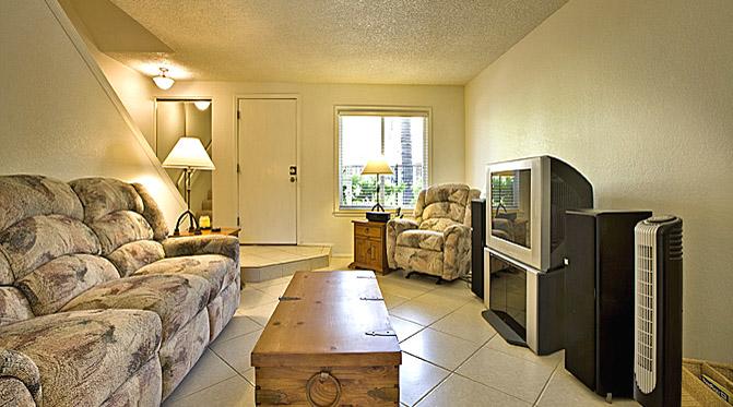 1402 East Osborn Road, Unit 3 Phoenix, AZ 85014 - Photo 3 of 11 living room 2
